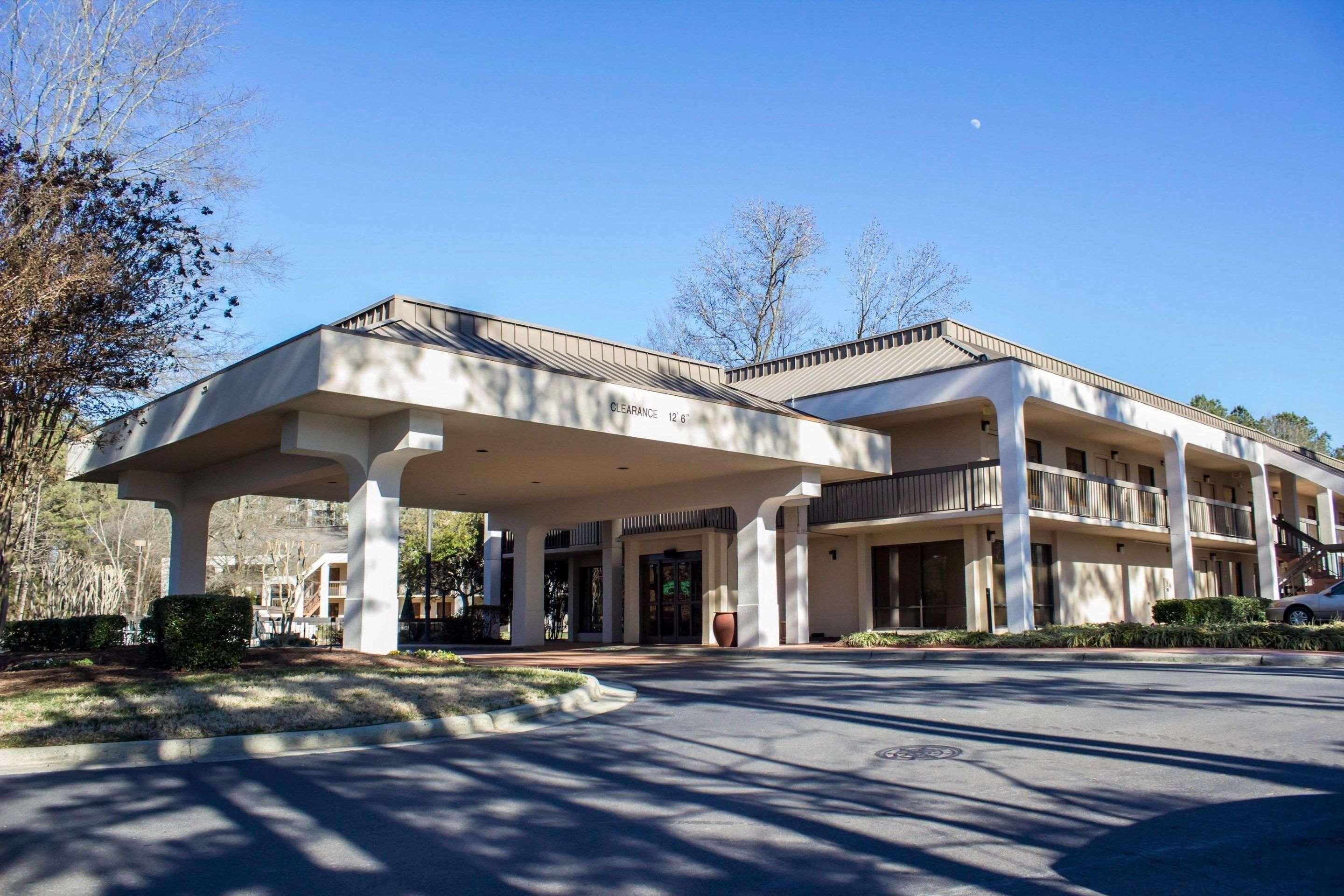 Hampton Inn Chapel Hill Eksteriør bilde